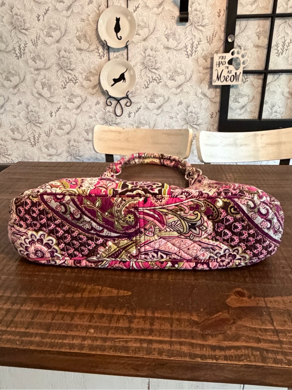 Vera Bradley Quilted Paisley Hobo in Magenta and Gold Accents EUC - Picture 3 of 6